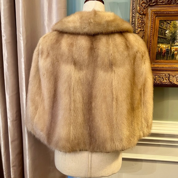 EUC Vintage French Room‎ Blond Mink Fur Stole Jacket Wrap Capelet Topper - Picture 3 of 9
